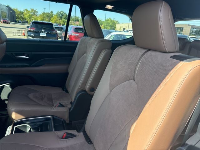 2024 Toyota Grand Highlander Hybrid MAX Platinum