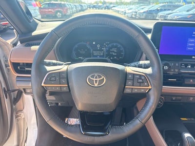 2024 Toyota Grand Highlander Hybrid MAX Platinum