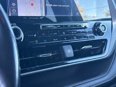 2022 Toyota Highlander Hybrid Platinum