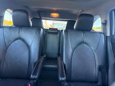 2022 Toyota Highlander Hybrid Platinum