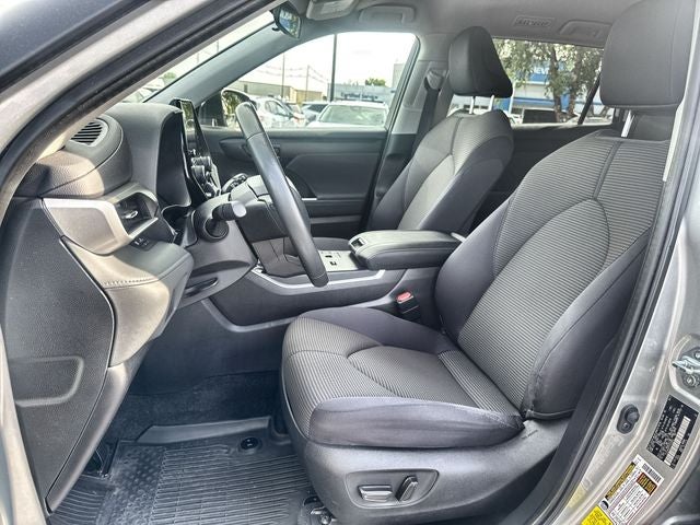 2023 Toyota Highlander Hybrid LE