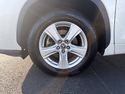 2021 Toyota Highlander LE