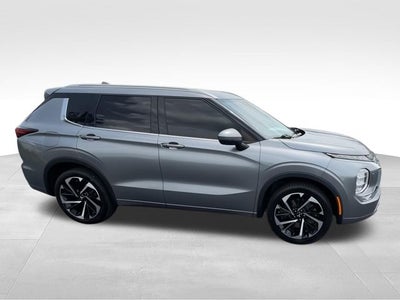 2022 Mitsubishi Outlander SEL