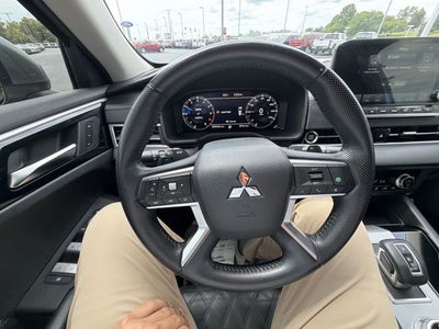 2022 Mitsubishi Outlander SEL