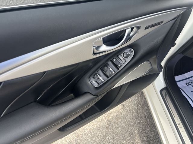 2023 INFINITI Q50 LUXE