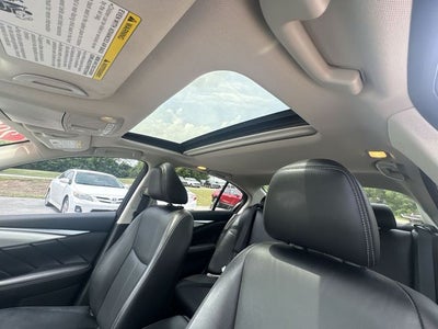 2023 INFINITI Q50 LUXE