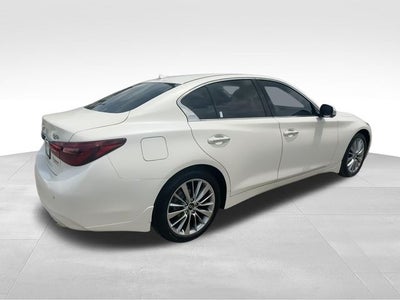 2023 INFINITI Q50 LUXE