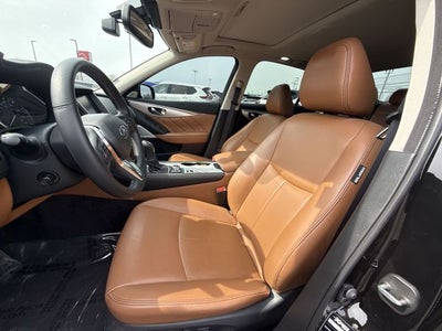 2023 INFINITI Q50 LUXE