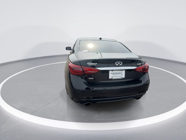 2023 INFINITI Q50 LUXE
