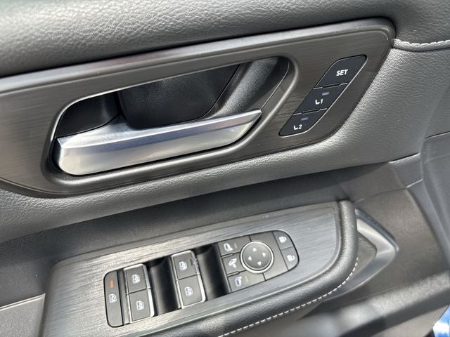 2025 Nissan Armada Platinum