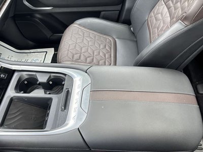 2025 Nissan Armada Platinum