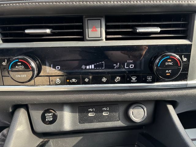 2024 Nissan Rogue SV