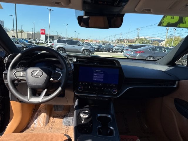 2024 Lexus RZ 300e Luxury
