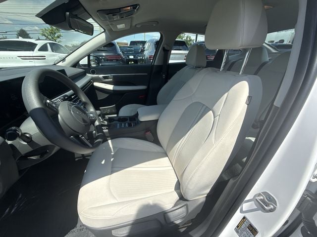 2025 Hyundai Sonata SE