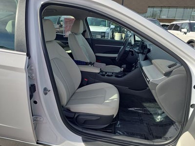 2025 Hyundai Sonata SE