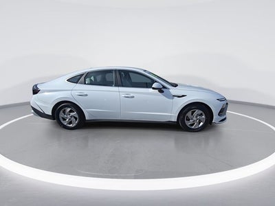 2025 Hyundai Sonata SE