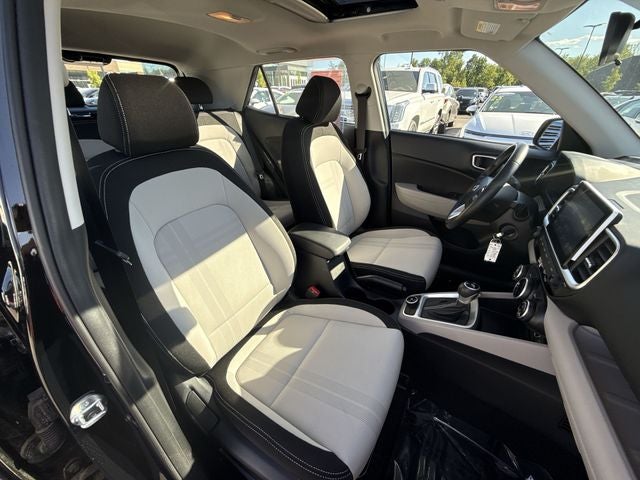 2023 Hyundai Venue SEL