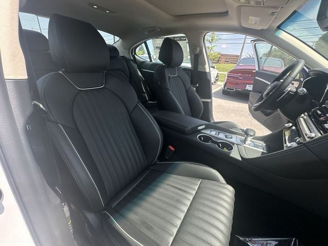 2026 Genesis G70 2.5T Prestige