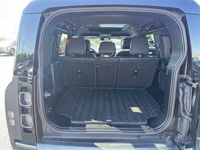 2023 Land Rover Defender 110 V8