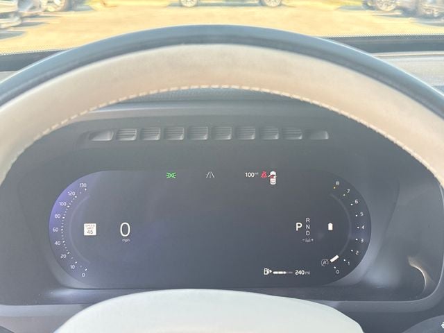 2023 Volvo XC90 B5 Plus
