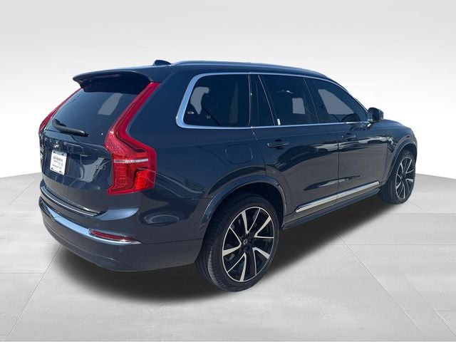 2023 Volvo XC90 B5 Plus