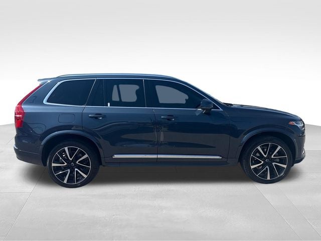2023 Volvo XC90 B5 Plus