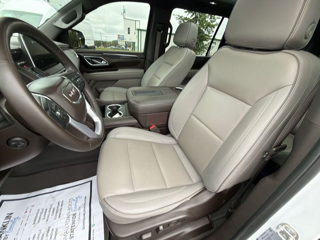 2023 GMC Yukon XL SLT