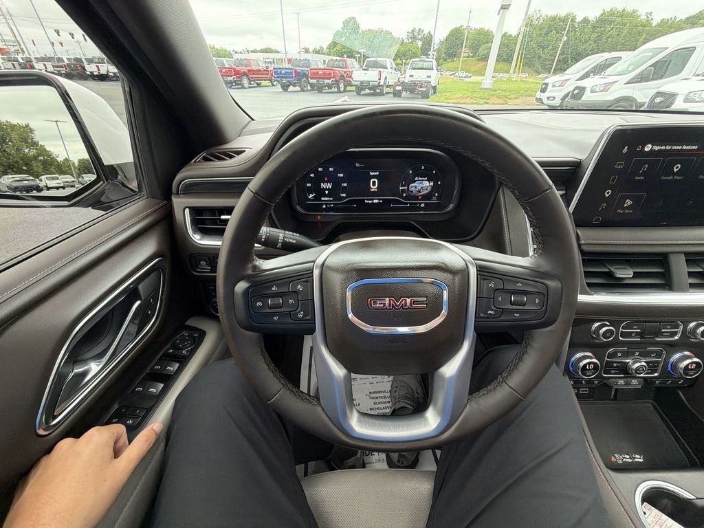 2023 GMC Yukon XL SLT