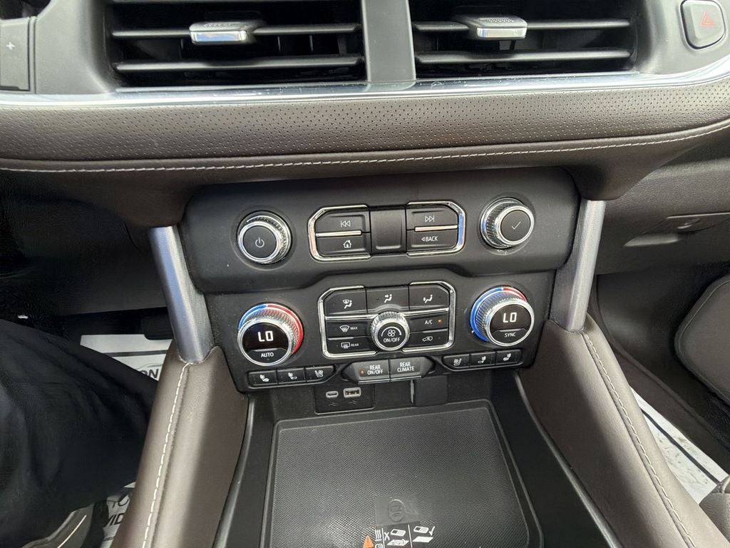 2023 GMC Yukon XL SLT