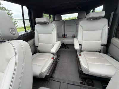 2023 GMC Yukon XL SLT