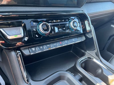 2025 GMC Sierra 2500HD AT4