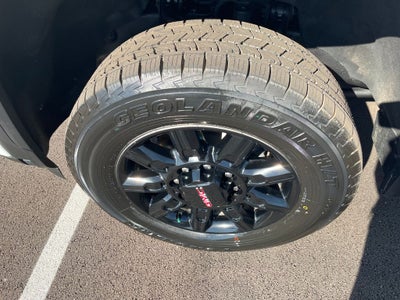 2025 GMC Sierra 2500HD AT4