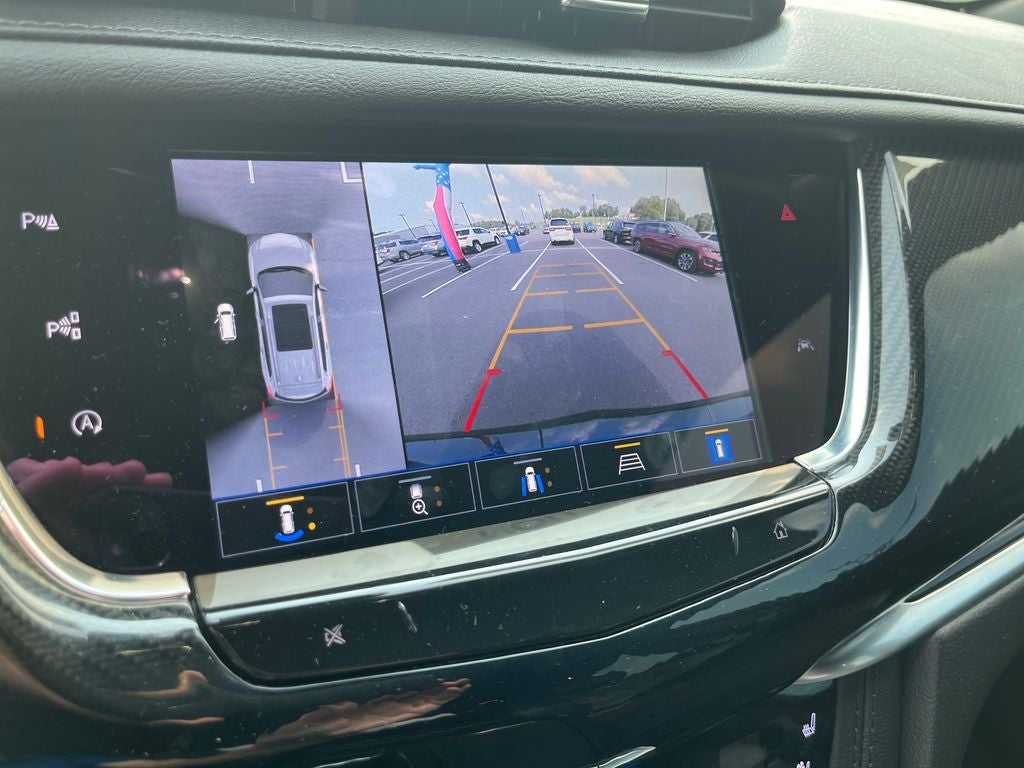 2024 Cadillac XT6 Sport
