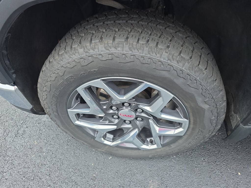 2024 GMC Sierra 1500 SLT