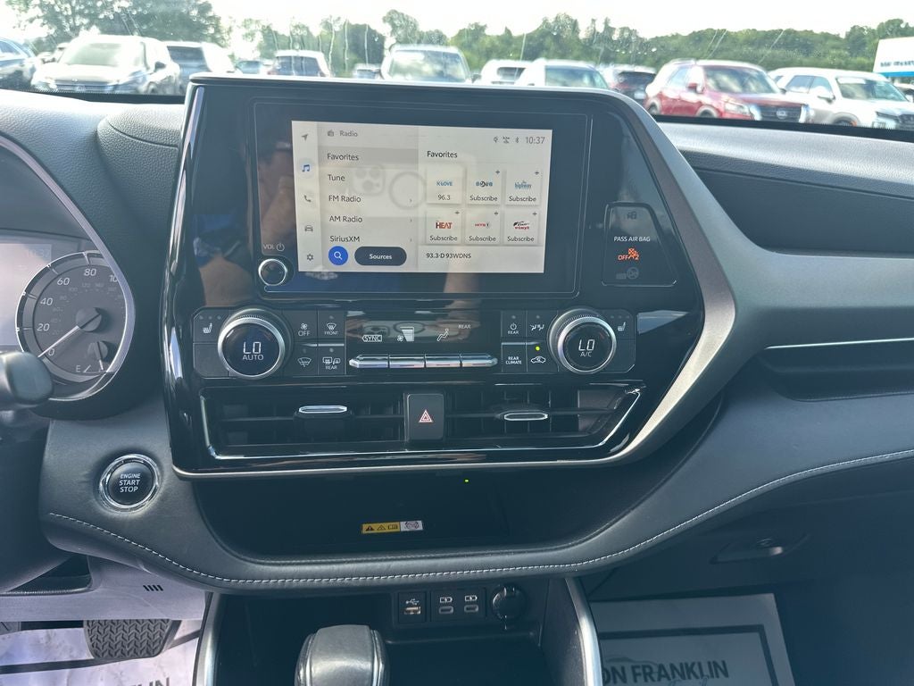 2023 Toyota Highlander XLE