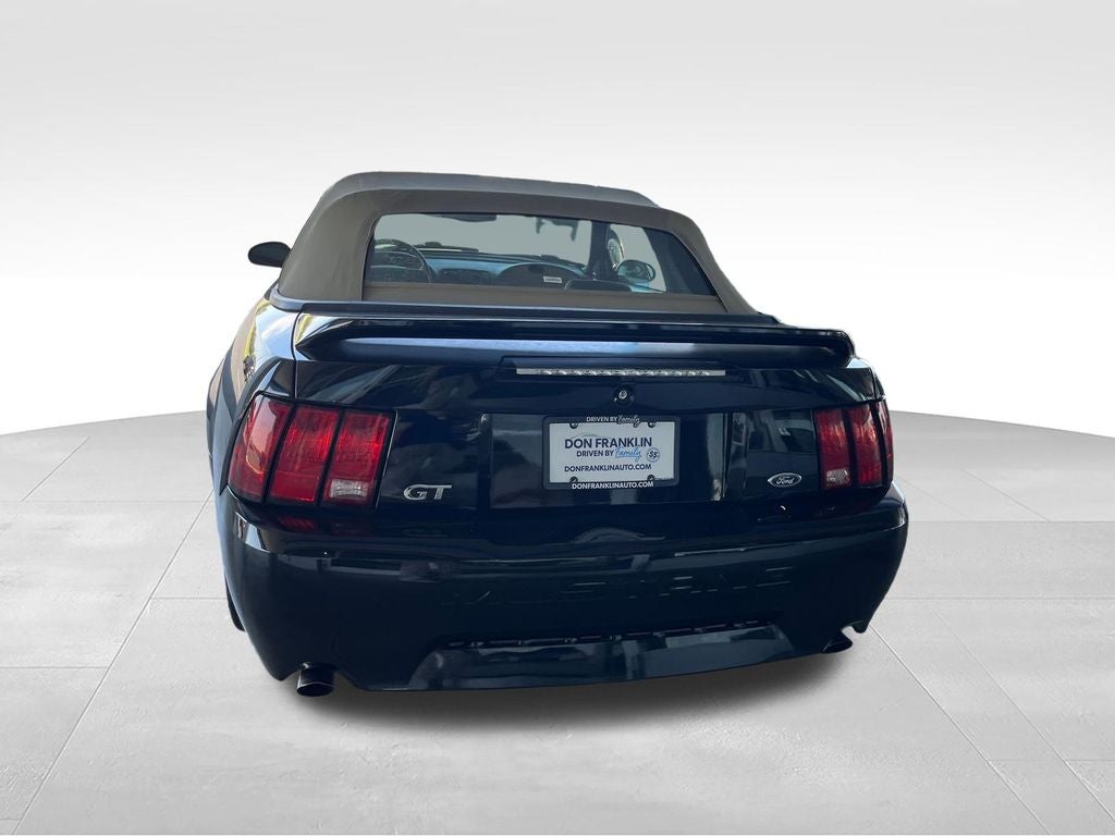 2000 Ford Mustang GT
