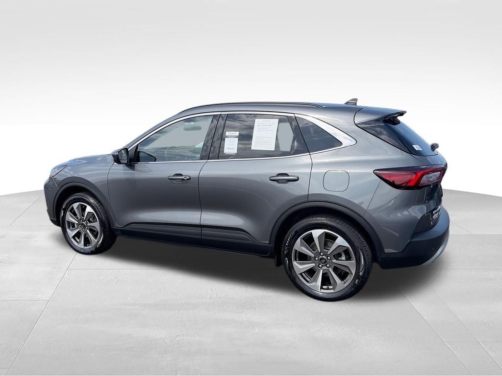 2025 Ford Escape Platinum