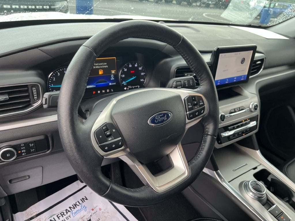 2023 Ford Explorer XLT