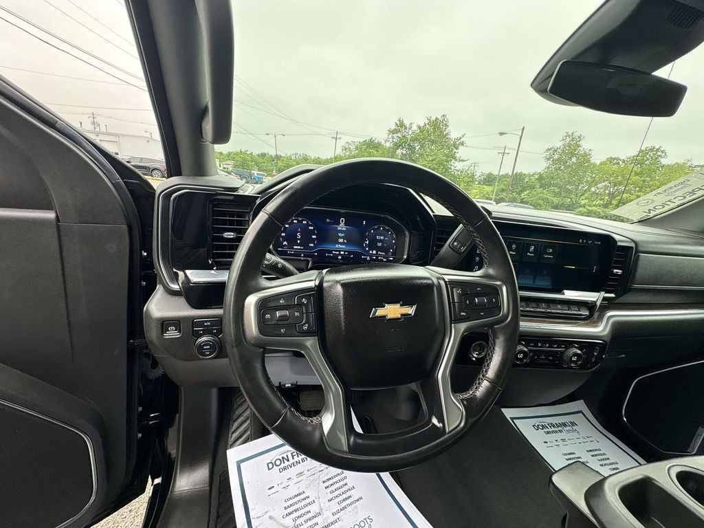 2023 Chevrolet Silverado 1500 LT