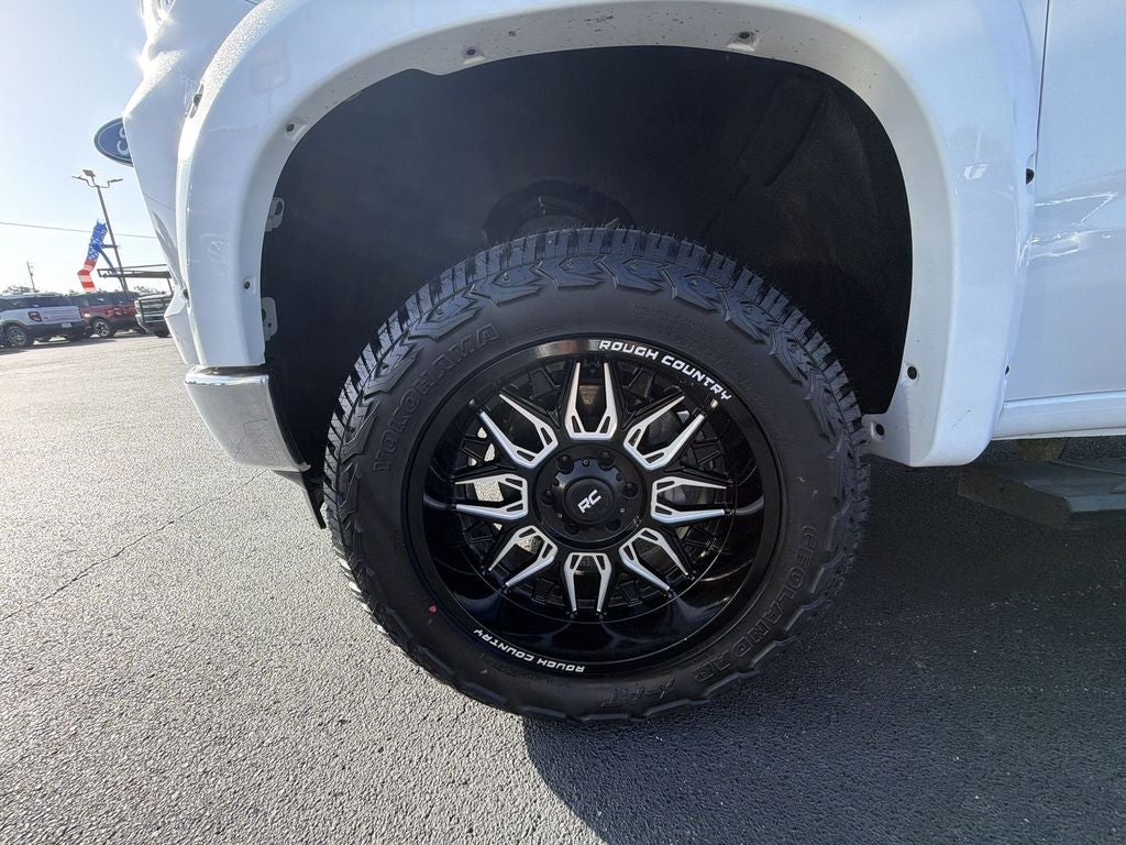 2023 Chevrolet Silverado 1500 LT LT1