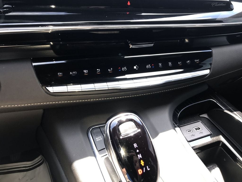 2024 Cadillac Escalade Sport