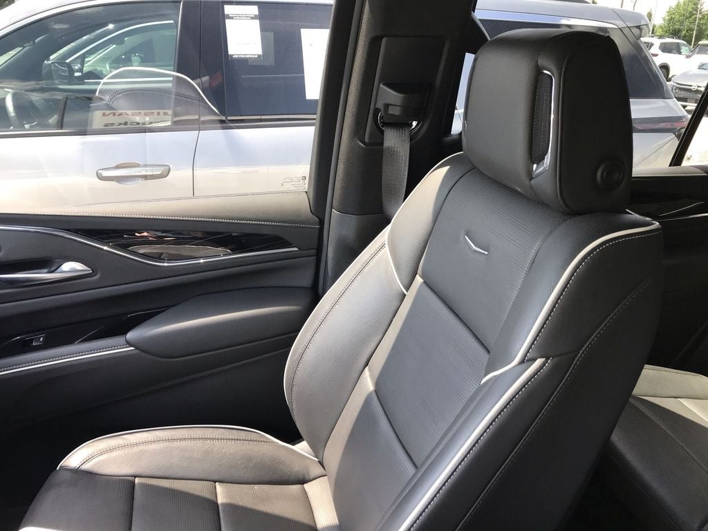 2024 Cadillac Escalade Sport