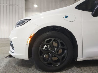 2024 Chrysler Pacifica Hybrid Select S APPERANCE PKG