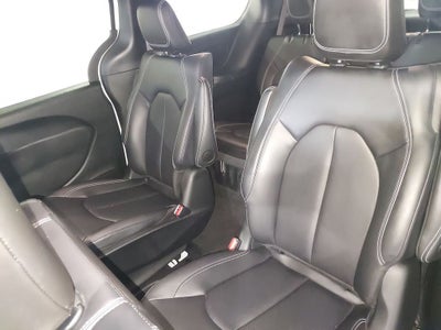 2024 Chrysler Pacifica Hybrid Select S APPERANCE PKG