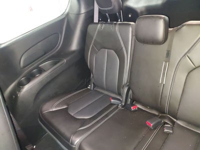 2024 Chrysler Pacifica Hybrid Select S APPERANCE PKG