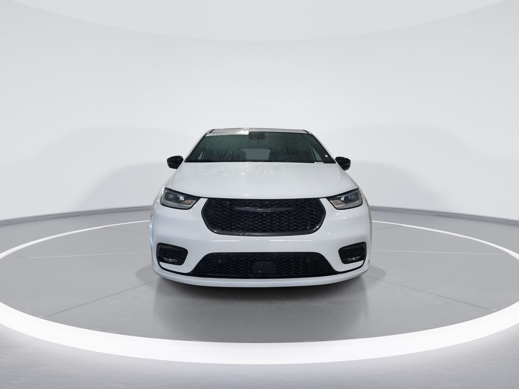 2024 Chrysler Pacifica Hybrid Select S APPERANCE PKG