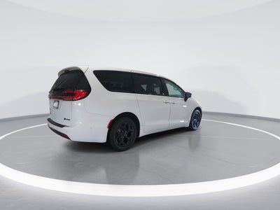 2024 Chrysler Pacifica Hybrid Select S APPERANCE PKG
