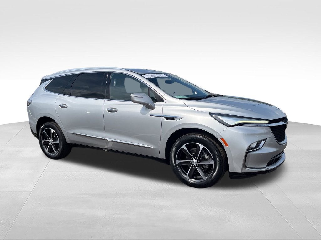 2022 Buick Enclave Essence