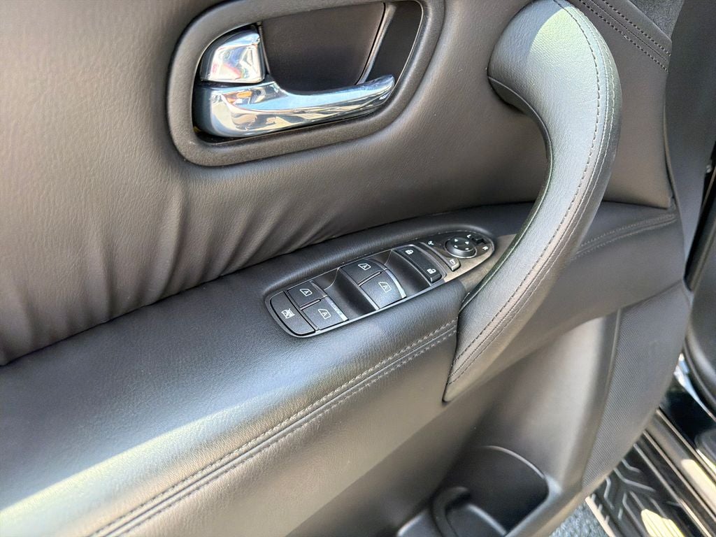 2023 Nissan Armada SV