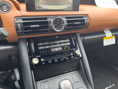 2024 Lexus IS 300